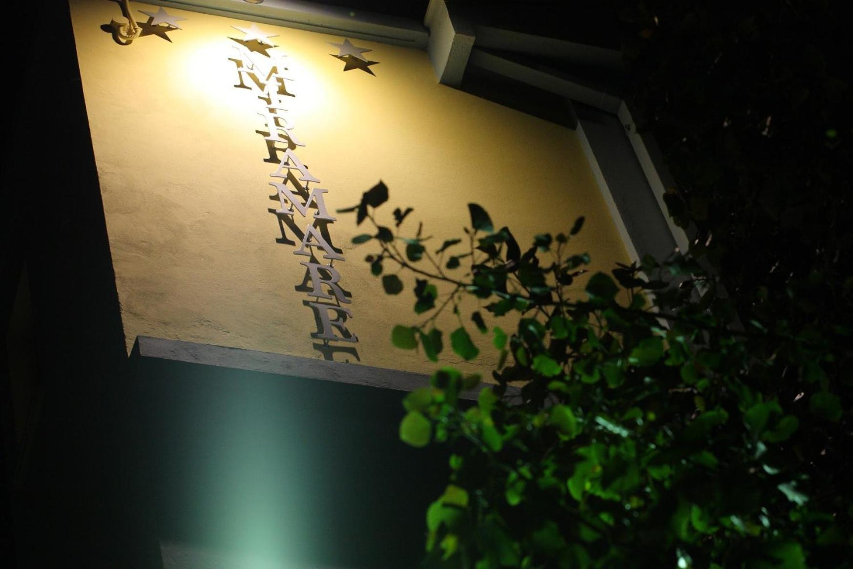 Hotel Miramare マロッタ エクステリア 写真