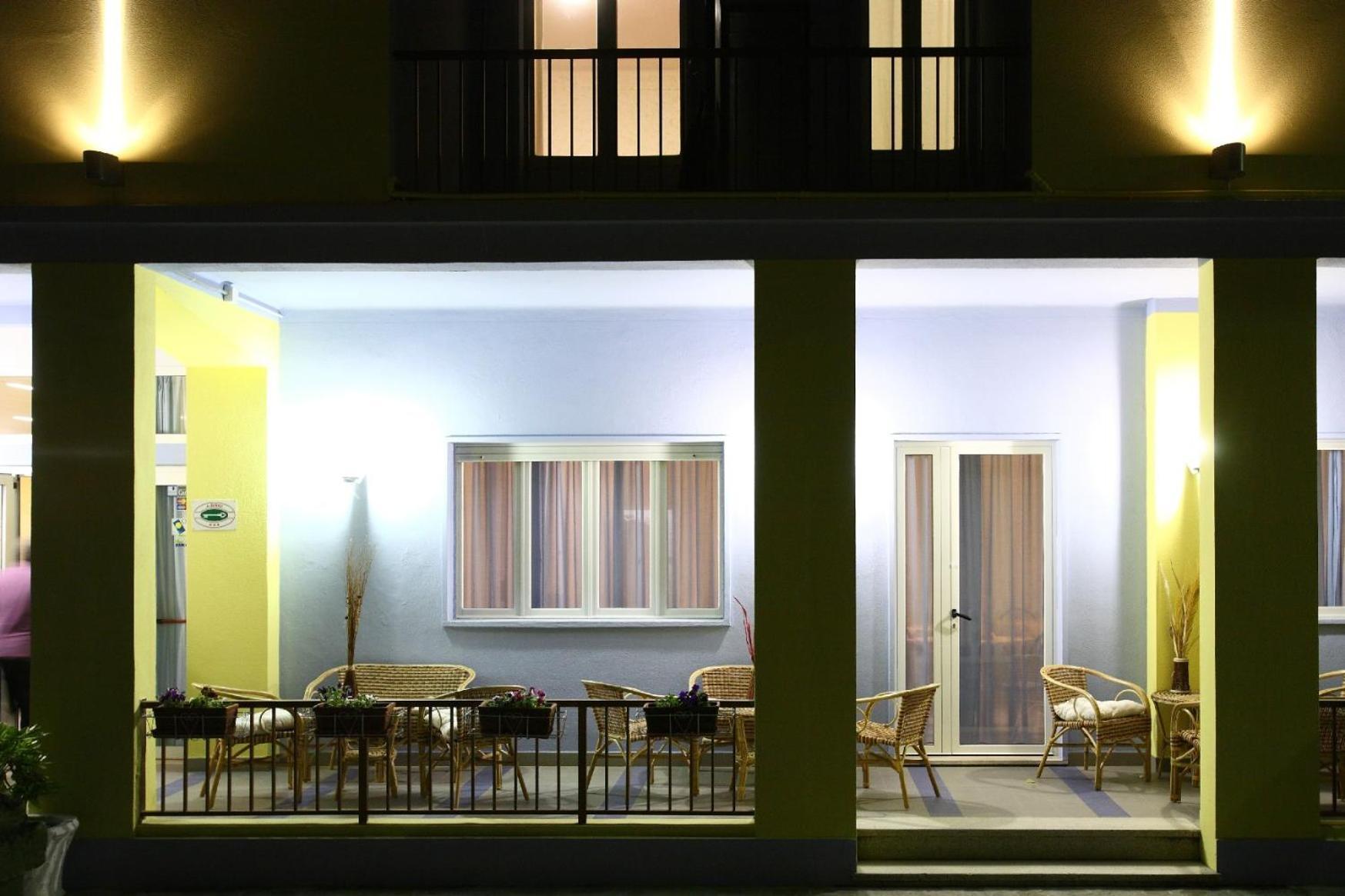 Hotel Miramare マロッタ エクステリア 写真